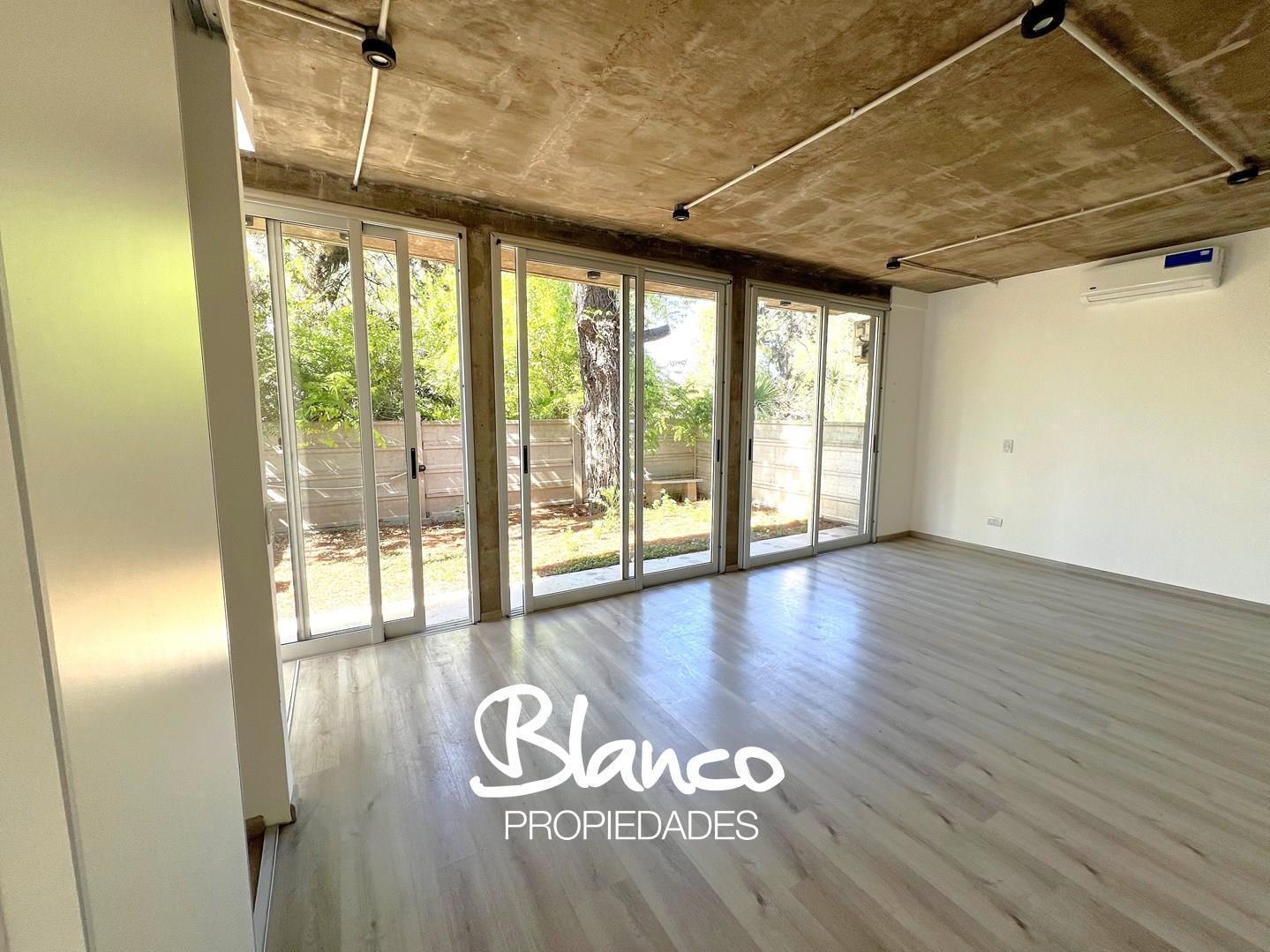 Foto de Departamento Monoambiente en Alquiler en Montecarlo, Del Viso, Pilar, imagen 2