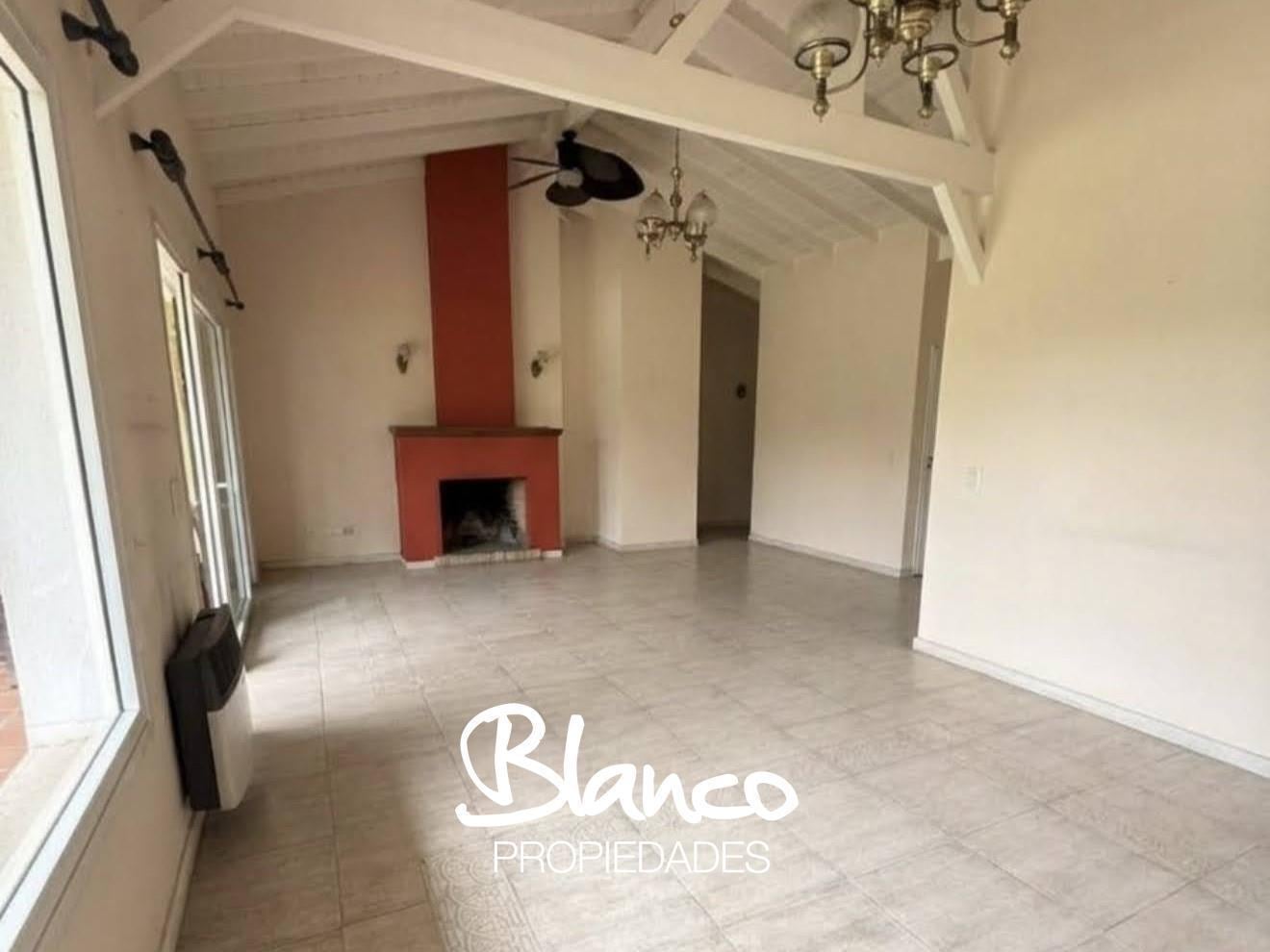 Foto de Casa en Venta en Acacias Blancas, Maquinista F. Savio, Escobar, imagen 4