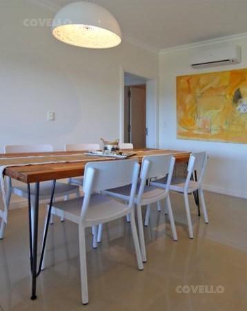 Foto de Venta apartamento de 3 dormitorios - Playa Mansa, imagen 2