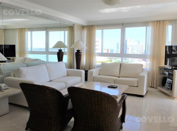 Foto de Departamento - Playa Mansa, imagen 2