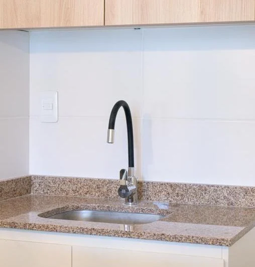 Apartamento en Alquiler ,  1 dormitorio vista al río ubicado  en Edificio  Postal Carmelo 4