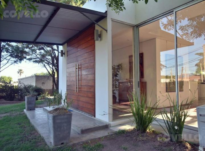 Venta Casa 2 Dormitorios - Colonia del Sacramento 1