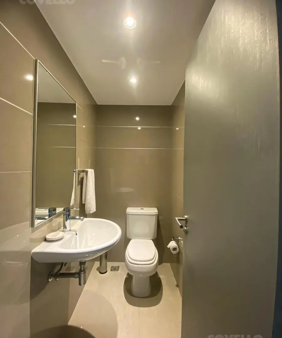 Appartmento en venta de 2 dormitorios - Playa Mansa 4