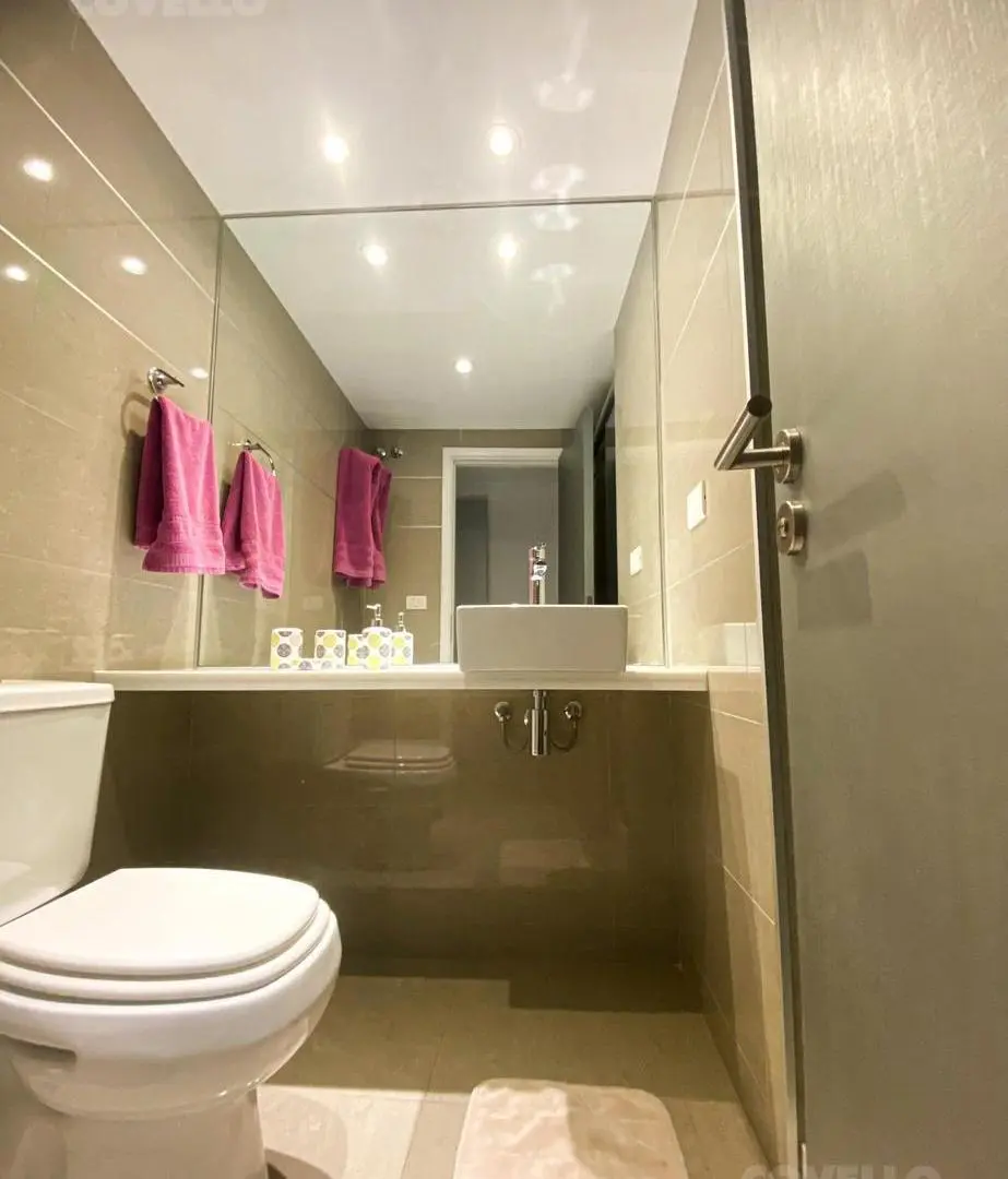 Appartmento en venta de 2 dormitorios - Playa Mansa 3