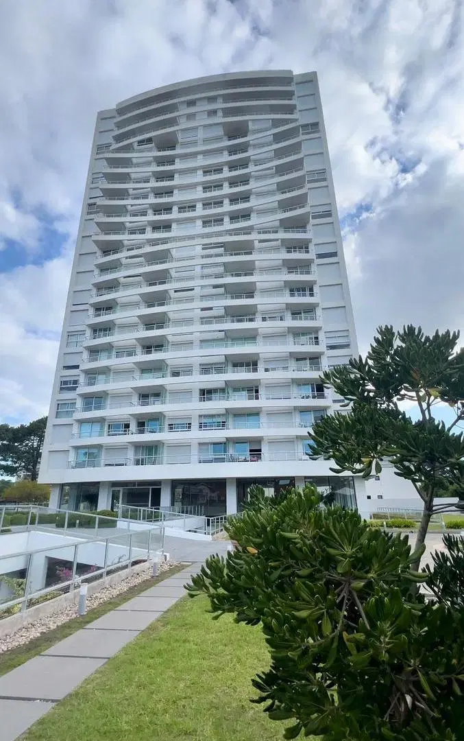 Venta departamento de 2 dormitorios Green Life, Roosevelt 2