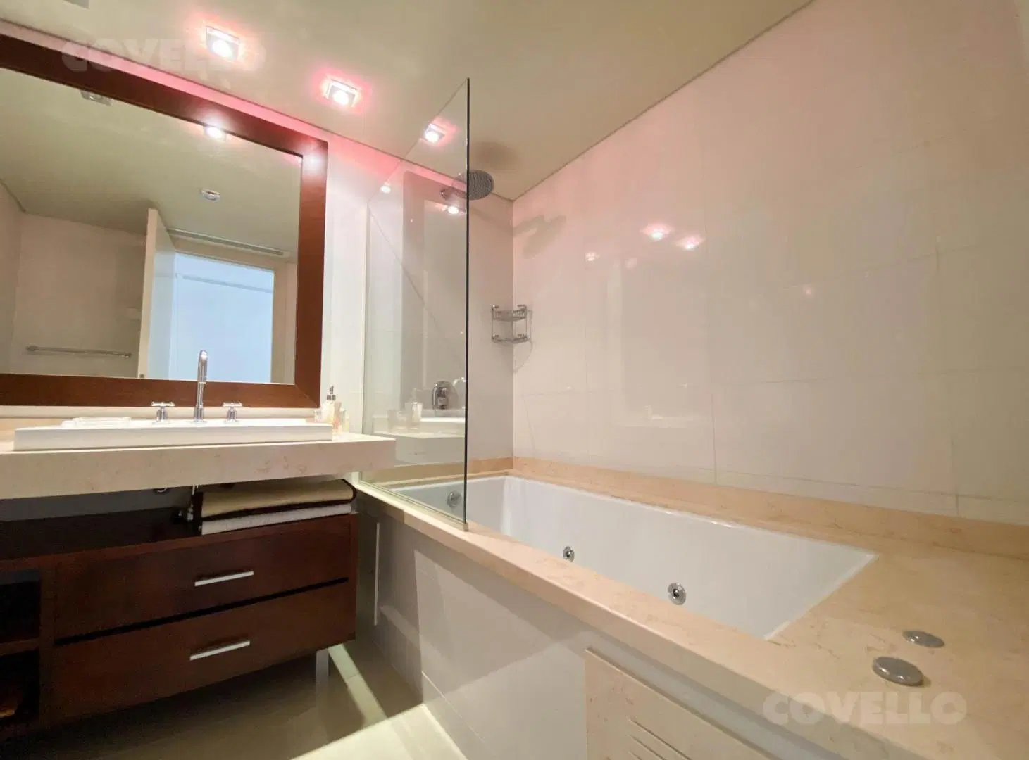 Exclusivo Penthouse en Torre Aquarela, piscina de uso exclusivo con vista a Punta Ballena ! 5