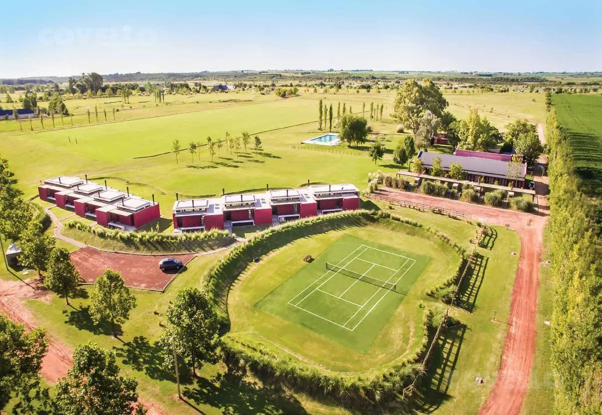 Terreno en venta de 3759 m2 ubicado en Barrio Privado Carmelo Golf 1