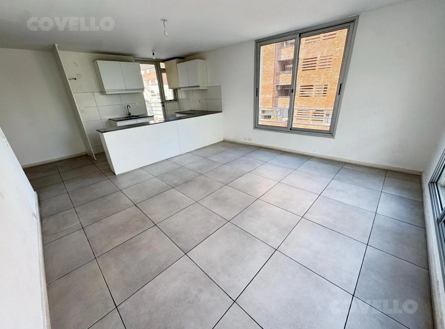 Apartamento en venta de 3 dormitorios, 2 baños y cochera - Aguada 4