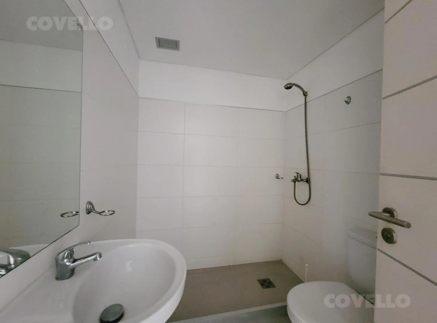 Apartamento en venta de 3 dormitorios, 2 baños y cochera - Aguada 1