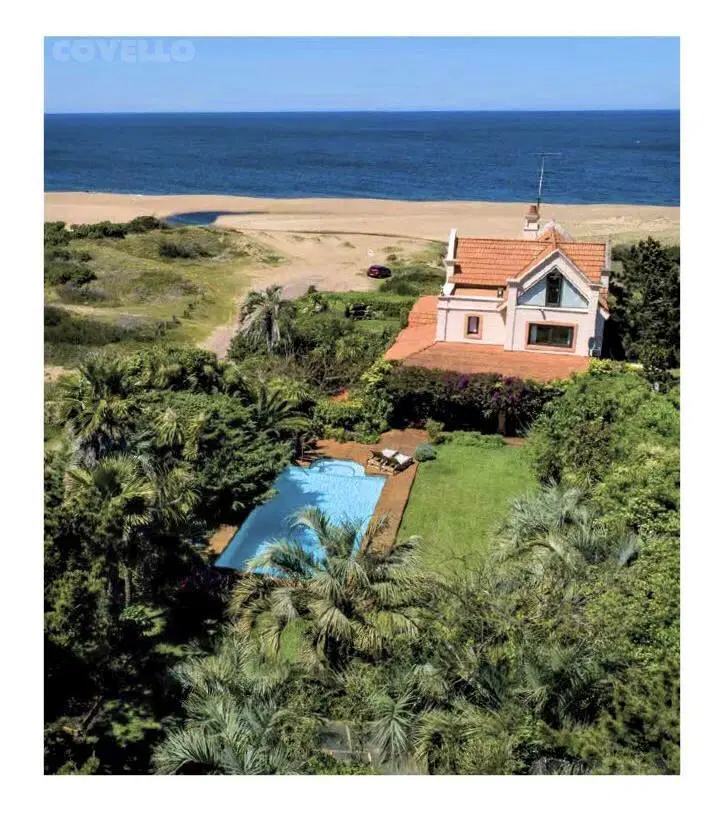 Casa en Playa Mansa 2