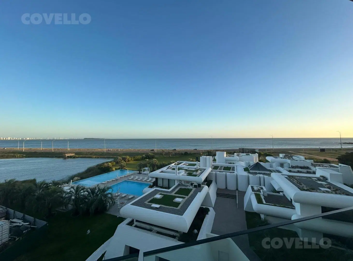 Departamento venta, primera linea, 2 suites Poseidon Laguna 4