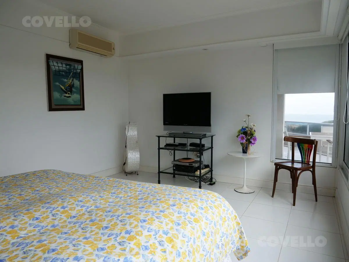 Penthouse, Playa Brava 8
