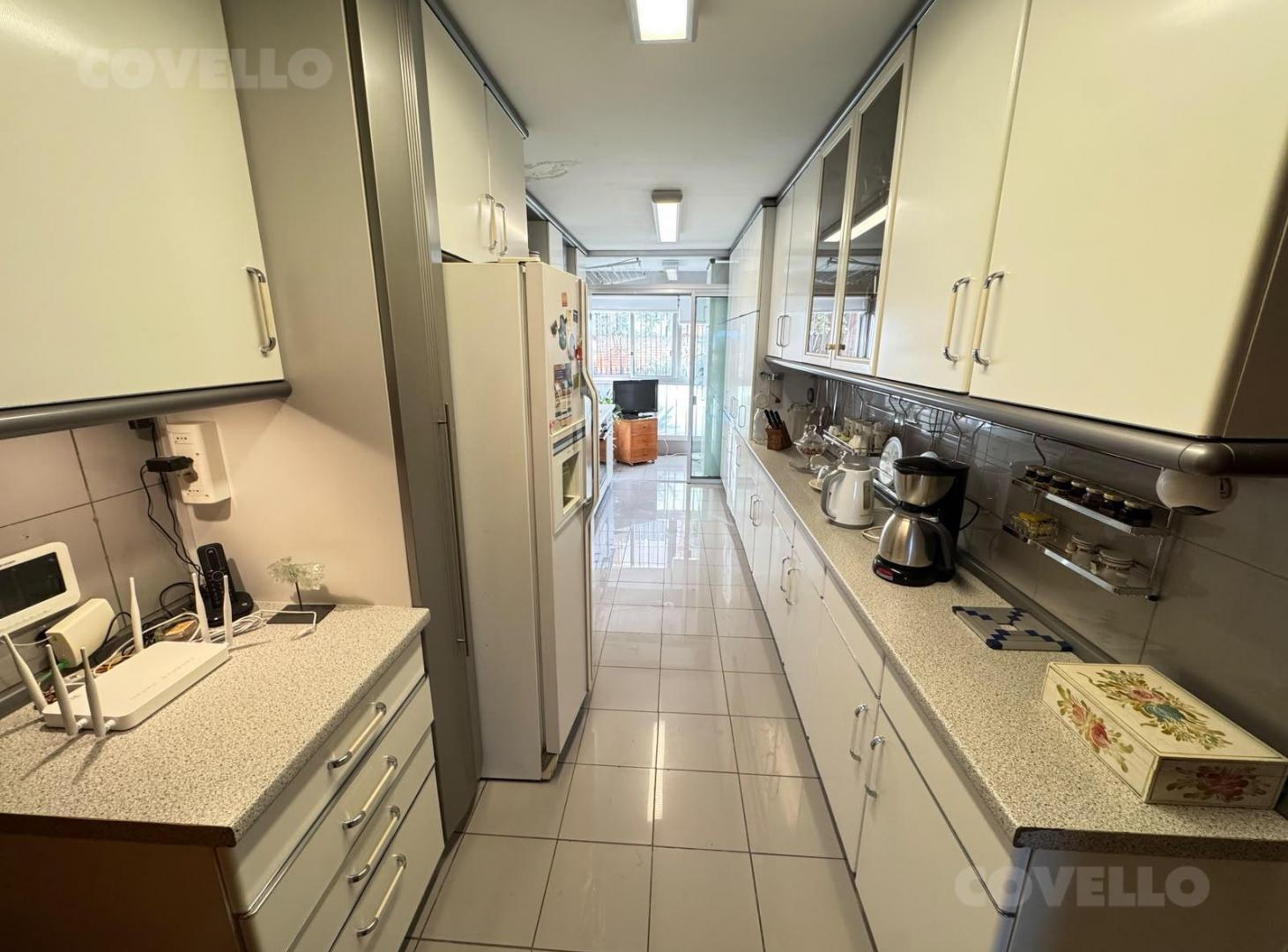 Foto de Venta apartamento 3 dormitorios, 2 cocheras, sobre rambla Armenia, imagen 5