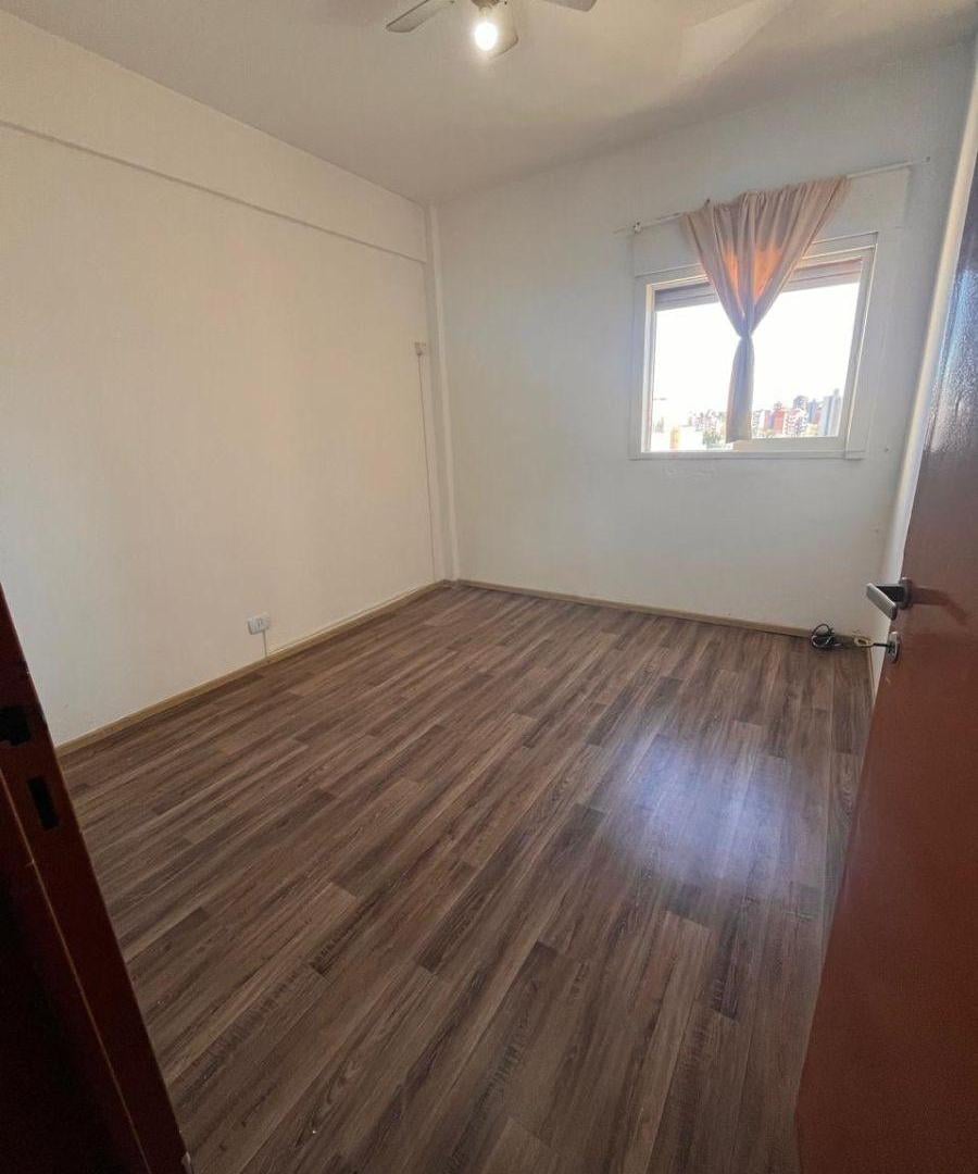 Foto de ALQUILER! Departamento 3 ambientes con cocina sepárada, imagen 4
