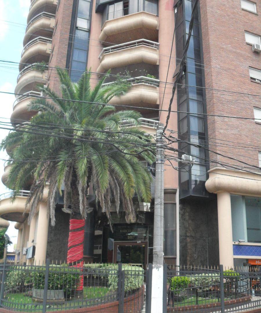 Foto de VENTA!! Departamento 3 ambientes + Balcon + Cochera, imagen 2
