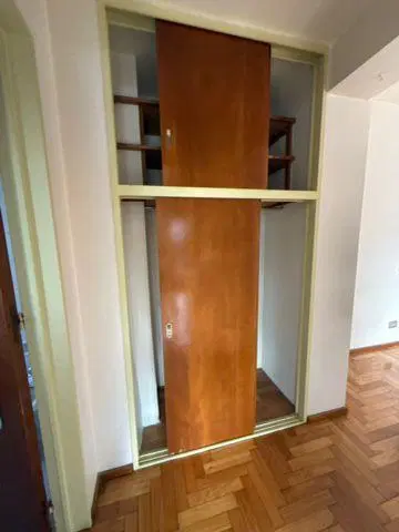 Se alquila 2 ambientes sin muebles en Villa Urquiza 5