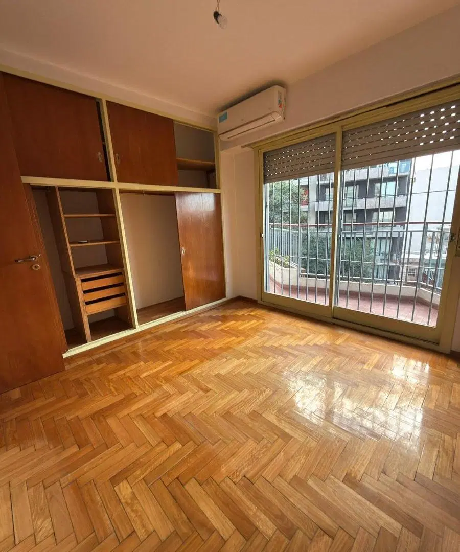 Se alquila 2 ambientes sin muebles en Villa Urquiza 1
