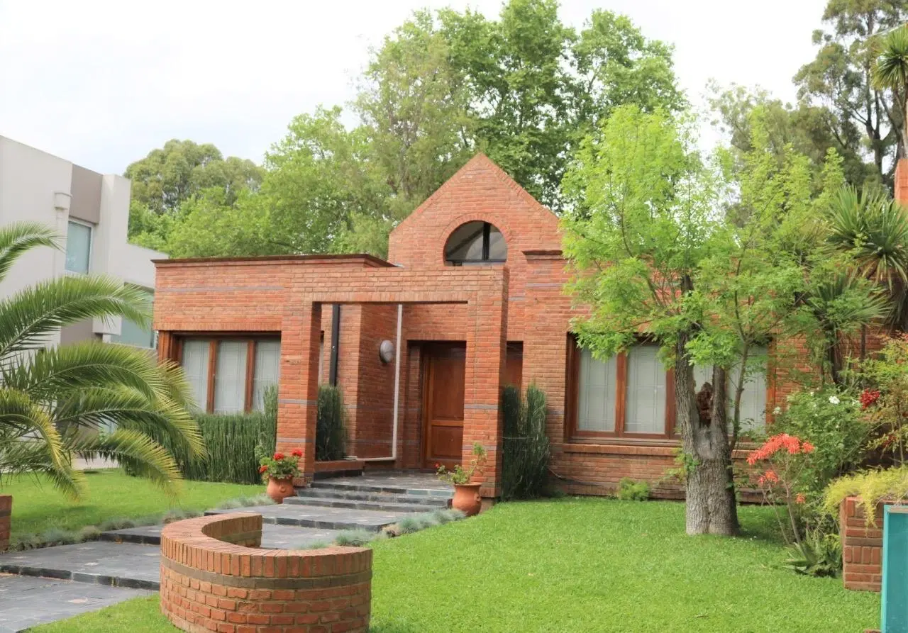 Casa en Country Club El Carmen en un terreno de 900 M2 3
