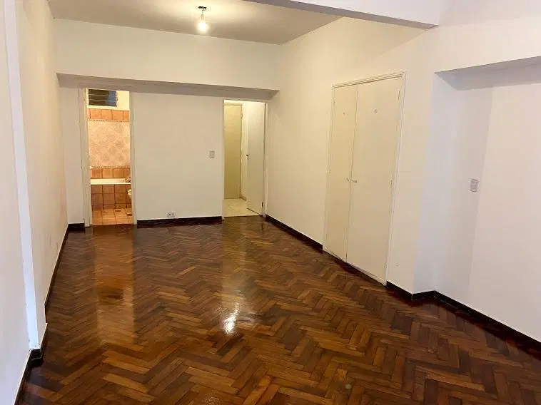 Monoambiente en alquiler en Billinghurst y Peña 5