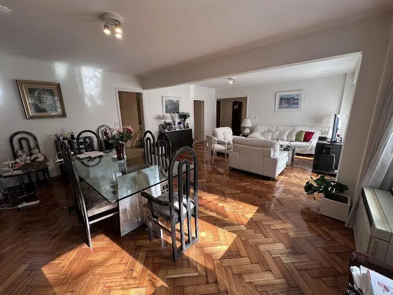Departamento en venta de 4 habitaciones en Recoleta 5
