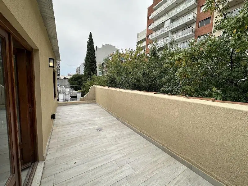 Tremendo departamento en el Barrio Ingles con balcon Terraza 5