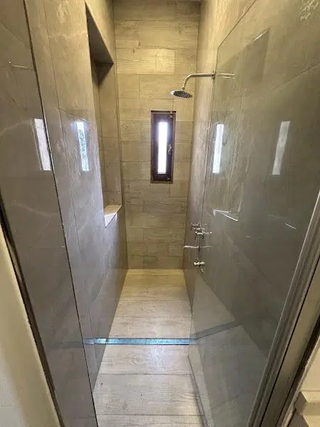Tremendo departamento en el Barrio Ingles con balcon Terraza 4