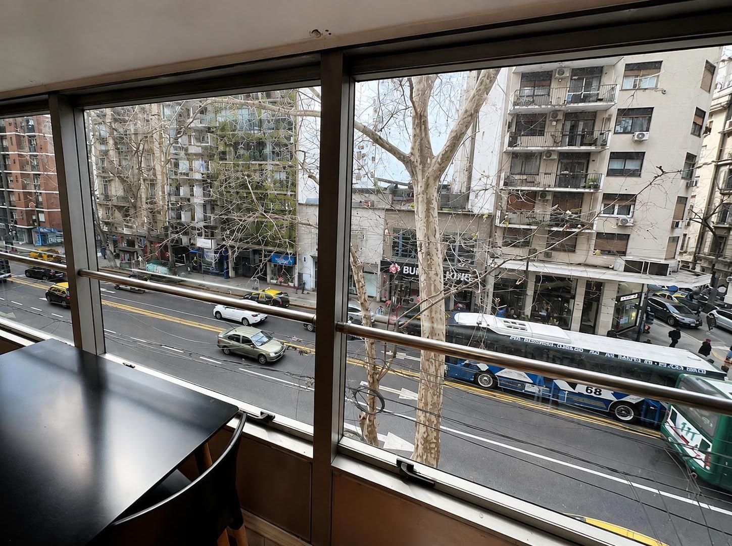 Foto de Oficina en alquiler 48 m², zona Alto Palermo en Av. Santa Fe, precio, imagen 5