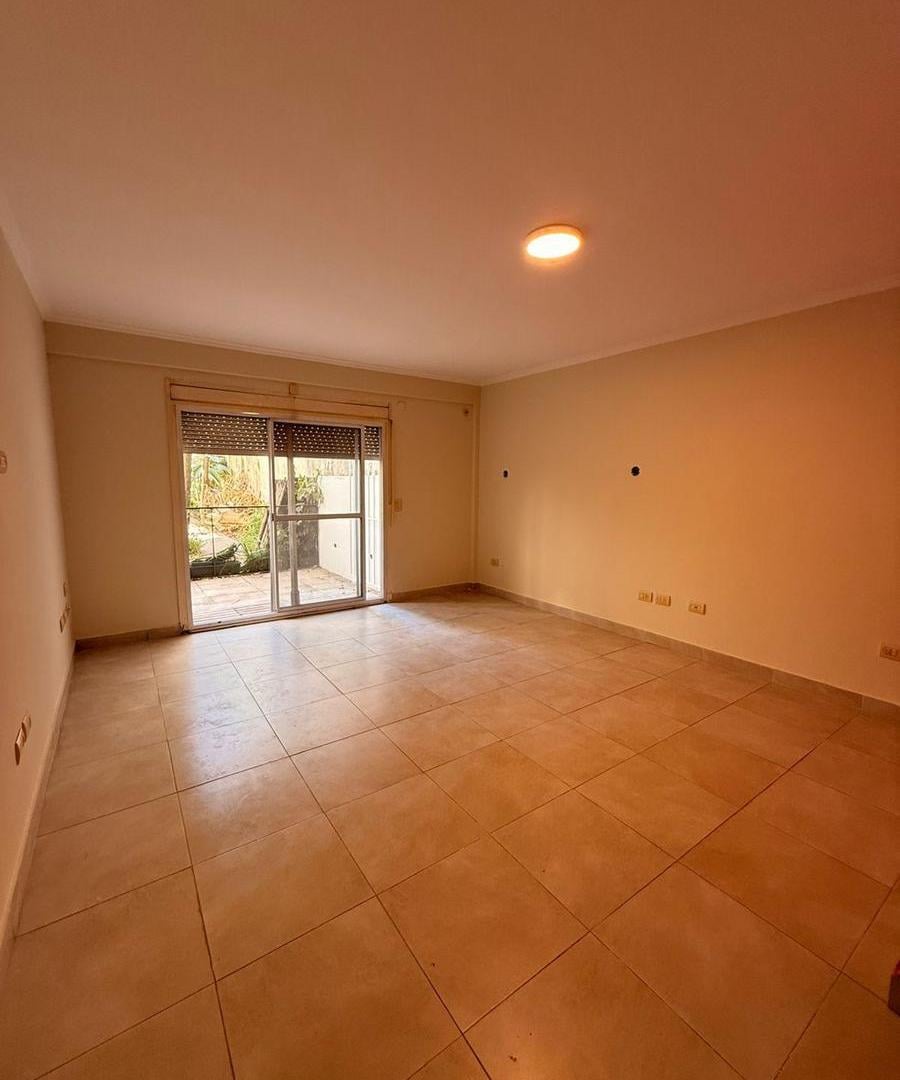 Foto de Departamento en venta reciclado a una cuadra de la Rural, imagen 3