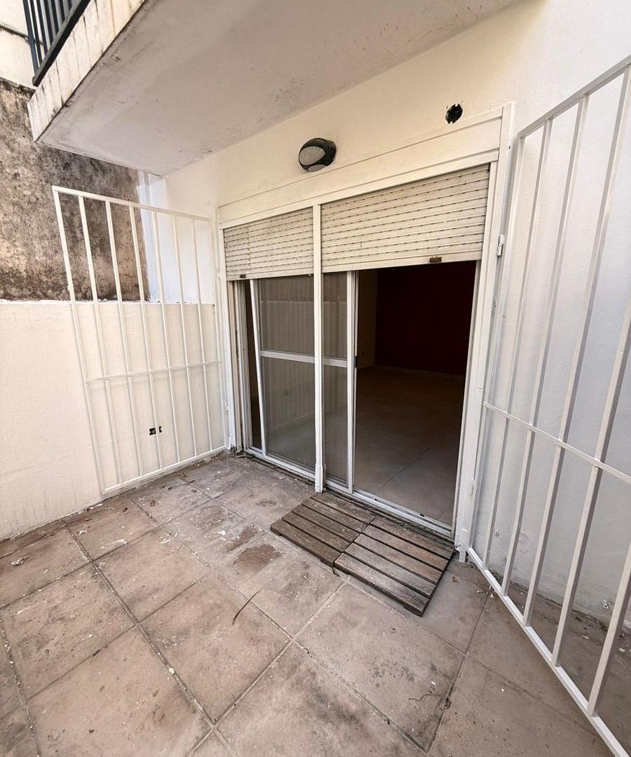 Foto de Departamento en venta reciclado a una cuadra de la Rural, imagen 2