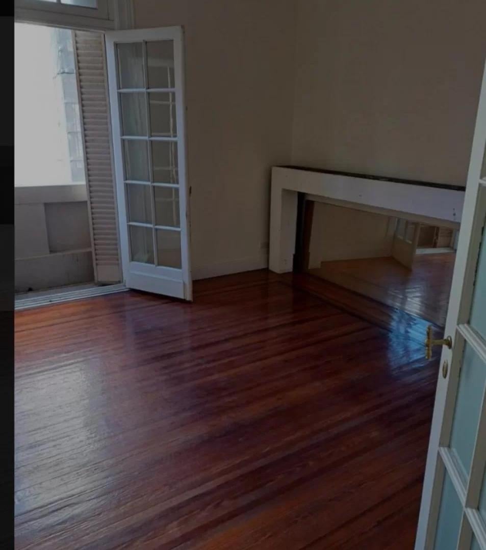 Foto de 4 ambientes edificio señorial excelente estado, imagen 3