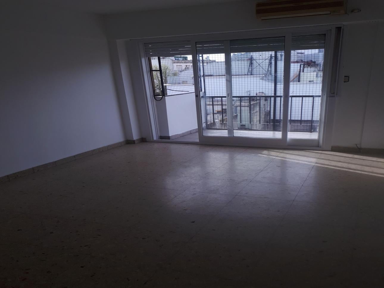 Foto de 3 ambientes dos baños 60 m2 balcón al frente, imagen 3