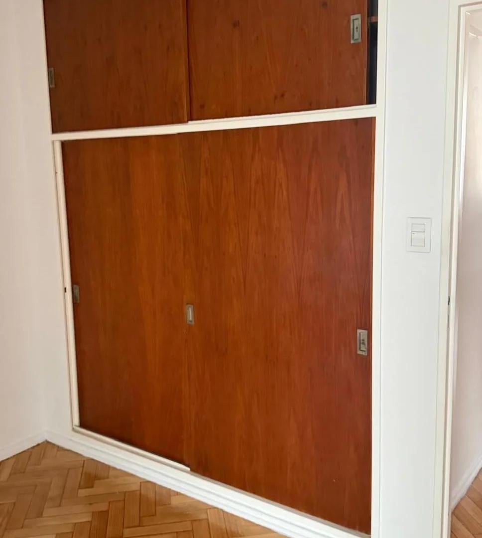 Foto de 4 AMBIENTES 2 BAÑOS !! BAULERA FRENTE BALCON, imagen 2