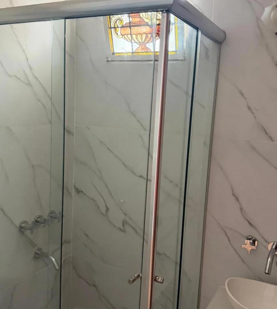 Foto de 4 AMBIENTES 2 BAÑOS !! BAULERA FRENTE BALCON, imagen 4
