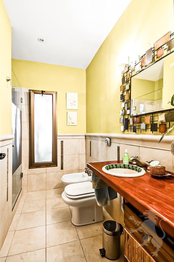 Excelente Casa en Barrio Las Glorietas - Nordelta - Piscina Al Lago - Parrilla - 2 Cocheras 4