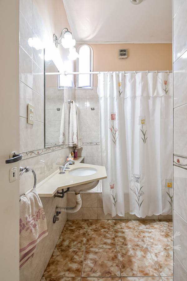Hermosa Casa de 7 Ambientes - Suite - Jardin - Playroom - Belgrano R 1