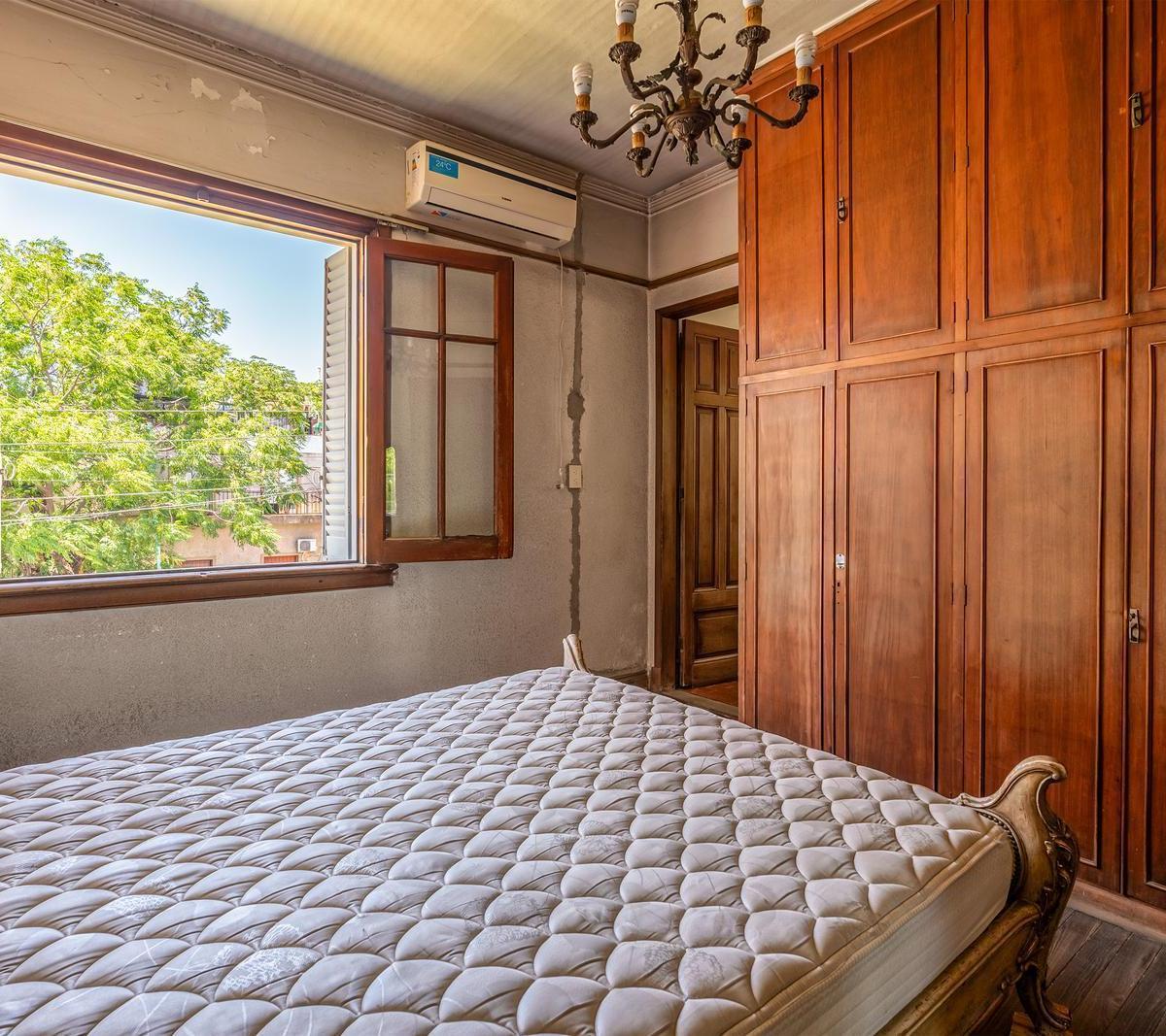 Hermosa Casa de Estilo - Venta - 6 Amb - Jardin - Garage - Suite - Coghlan 5