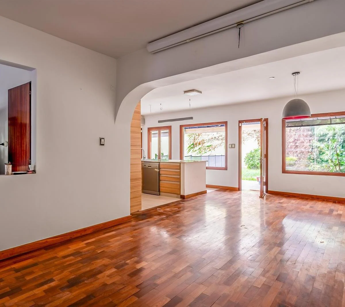 Excelente Casa - 5 Amb - Piscina - Parrilla - Suite - Belgrano R 3