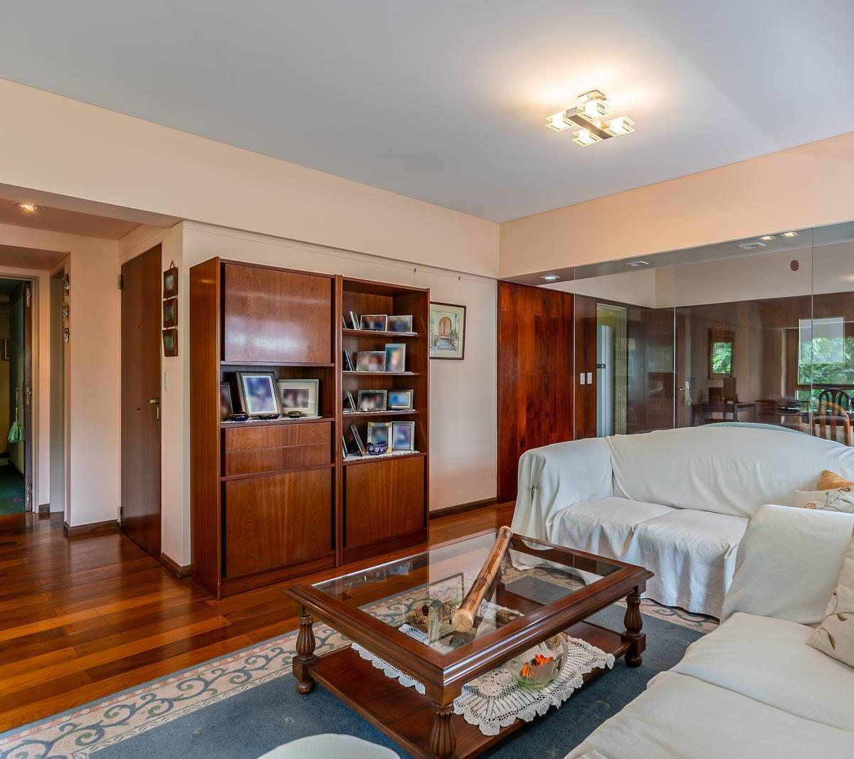 Excelente Piso - Venta - 4 Amb - 2 Balcones - Cochera - Baulera - Belgrano R 1
