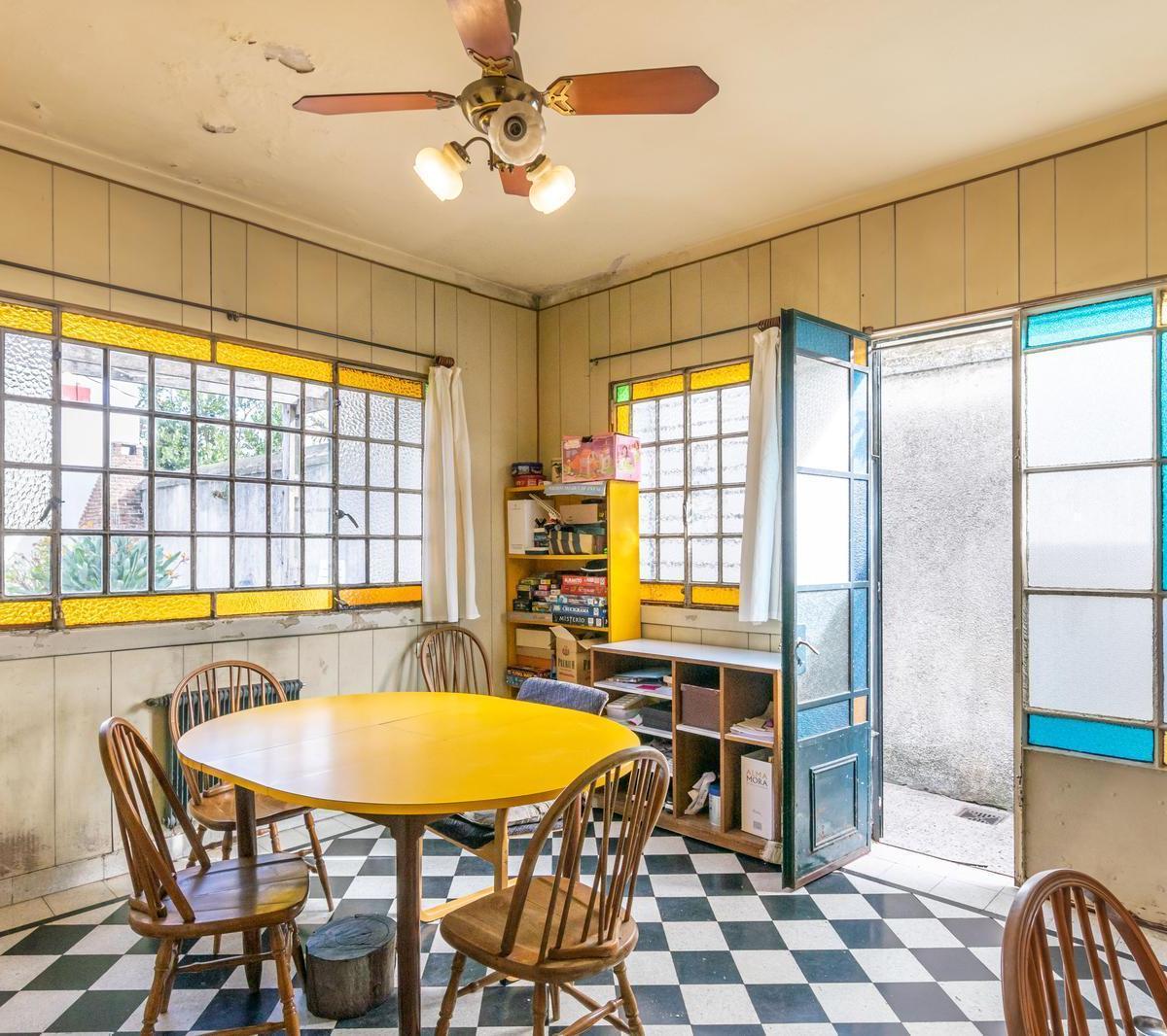 Casa de 1930 - Venta - 5 Amb - Cochera - Jardín - Coghlan 1