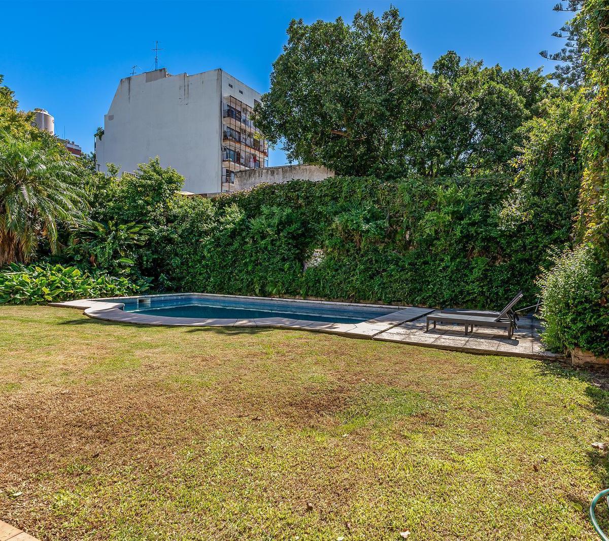 Casa - Venta - 8 Amb - Suite - 4 Cocheras - Jardin - Piscina - Belgrano R 4