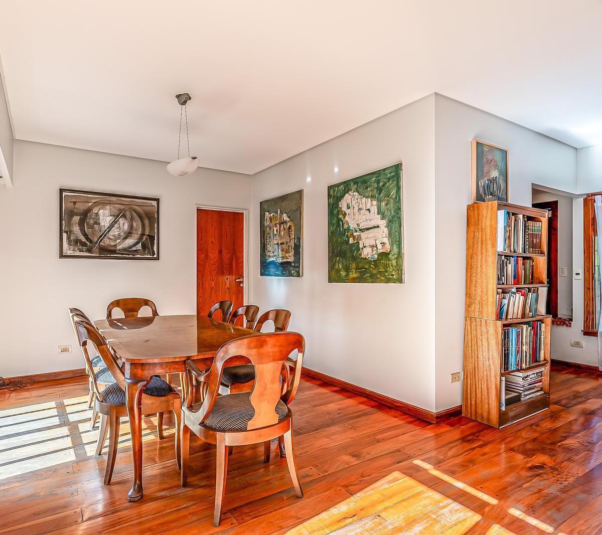 Triplex - Venta - 6 Amb - Suite - Patio - Cocheras - Coghlan 2