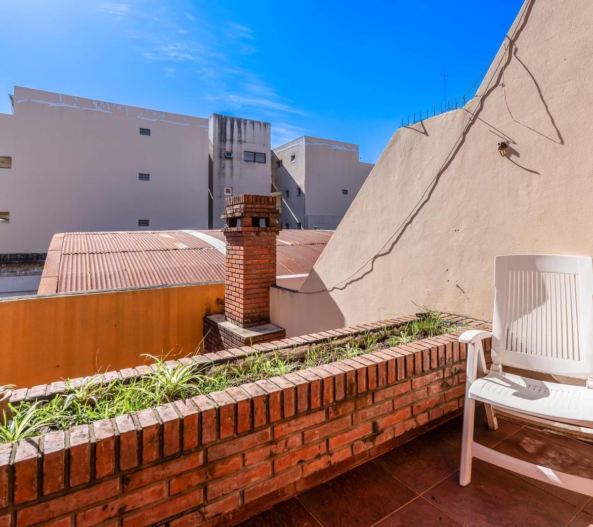 Triplex - Venta - 6 Amb - Suite - Patio - Cocheras - Coghlan 4