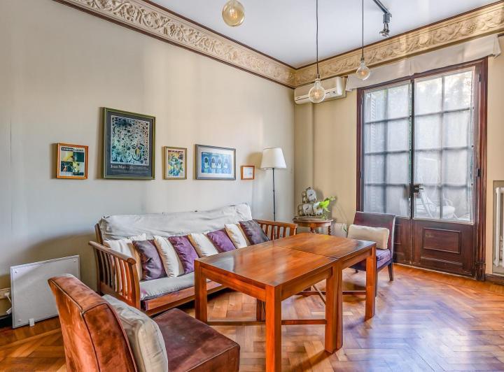 CASA - VENTA - 7 AMBIENTES - SUITE - COCHERA - JARDÍN - PILETA - QUINCHO - VILLA URQUIZA 5