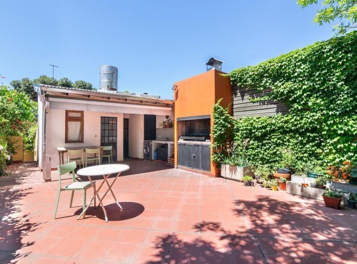 CASA - 5 AMB - PATIO - TERRAZA - PARRILA - VILLA URQUIZA 2