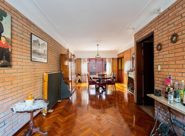CASA - VENTA - 5 AMBIENTES - PATIO - VILLA URQUIZA 3