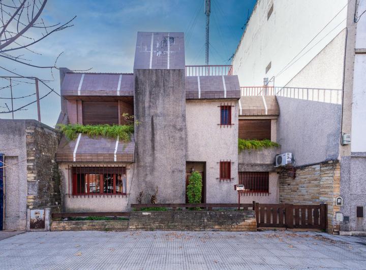 CASA - VENTA - 5 AMBIENTES - PATIO - VILLA URQUIZA 2