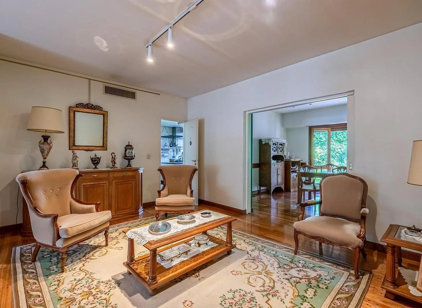 ESPECTACULAR CASA - VENTA - 6 AMB - 2 SUITES - 3 COCHERAS - JARDIN  - PARRILLA - BELGRANO R 5
