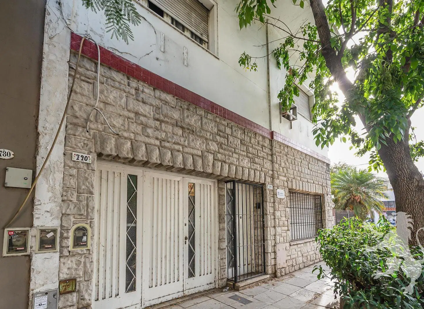 CASA A REFACCIONAR - VENTA - 6 AMBIENTES - TERRAZA - PATIO - COLEGIALES 5