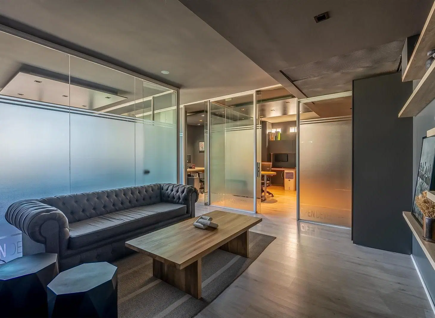 OFICINA - VENTA - COCHERA FIJA CUBIERTA - AMENITIES - COLEGIALES 2