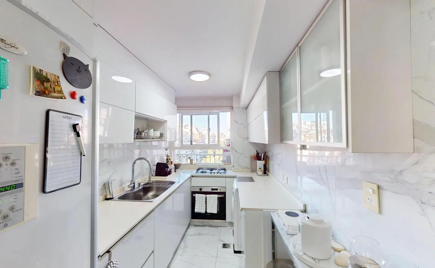 DEPARTAMENTO - VENTA - 4 AMBIENTES - DEPENDENCIA - BOTANICO 3